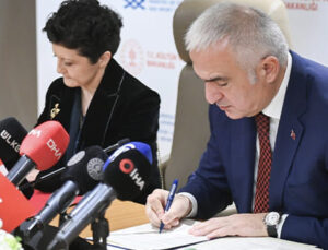 Türkiye İle Gürcistan Arasında “Kültürel İş Birliği Programı” İmzalandı