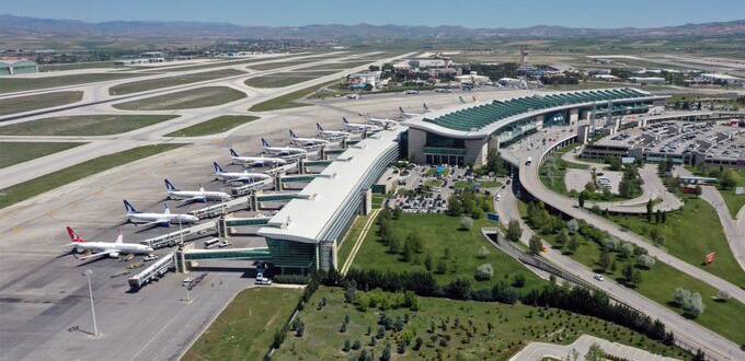 Esenboğa havalimanı 4 milyon yolcuyu aştı
