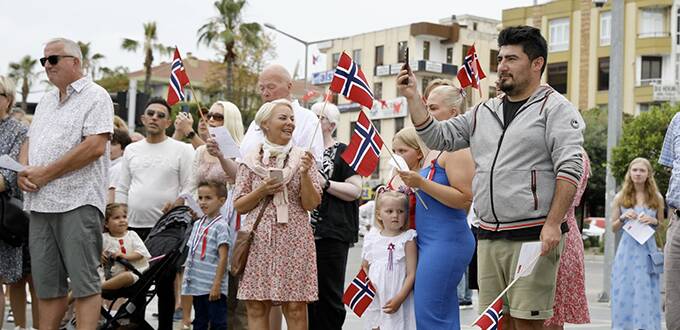 Norveçliler Milli bayramlarını Alanya’da kutladılar