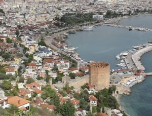 Alanya ekonomisi krizin eşiğinde!